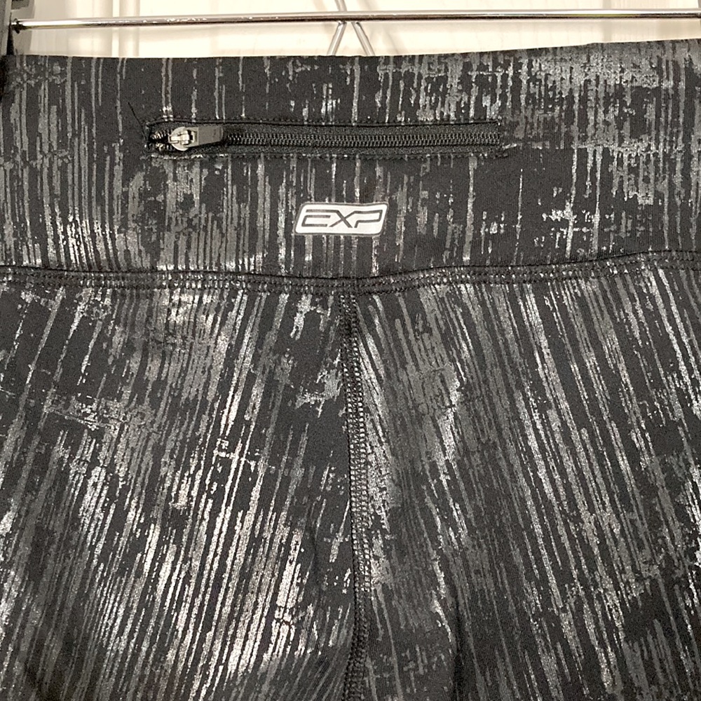 Express Exp Core Performance Leggings - image 3